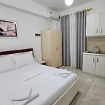 Finnley Apartman *
