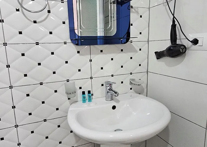 Finnley * 卡萨米尔